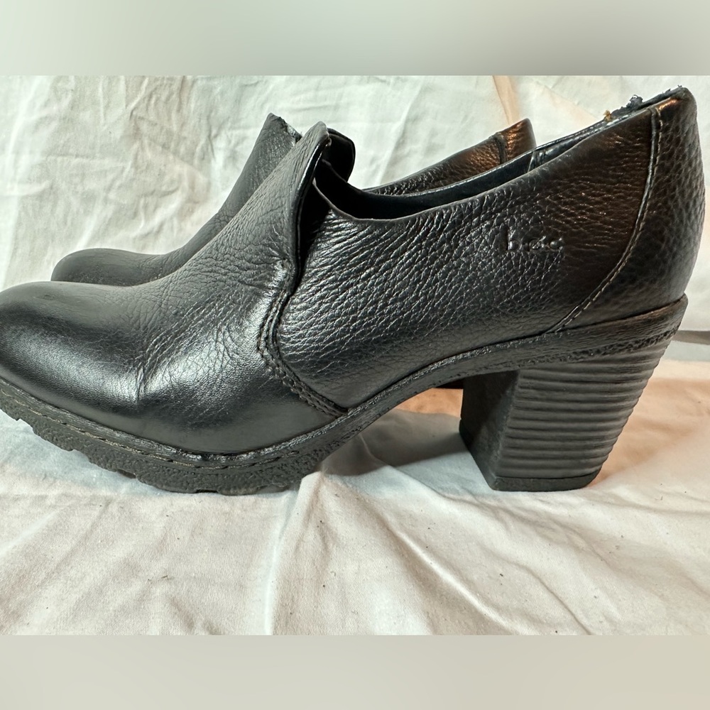Leather B.O.C. boots size 9 - Picture 6 of 9
